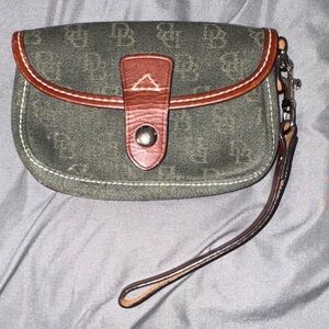 Dooney & Bourke wristlet